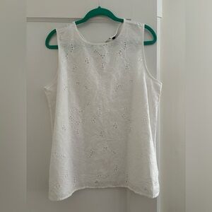 Perfect sleeveless top with eyelet detail
